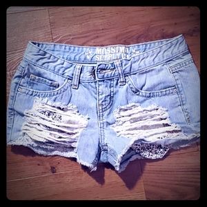 Cut off jean shorts